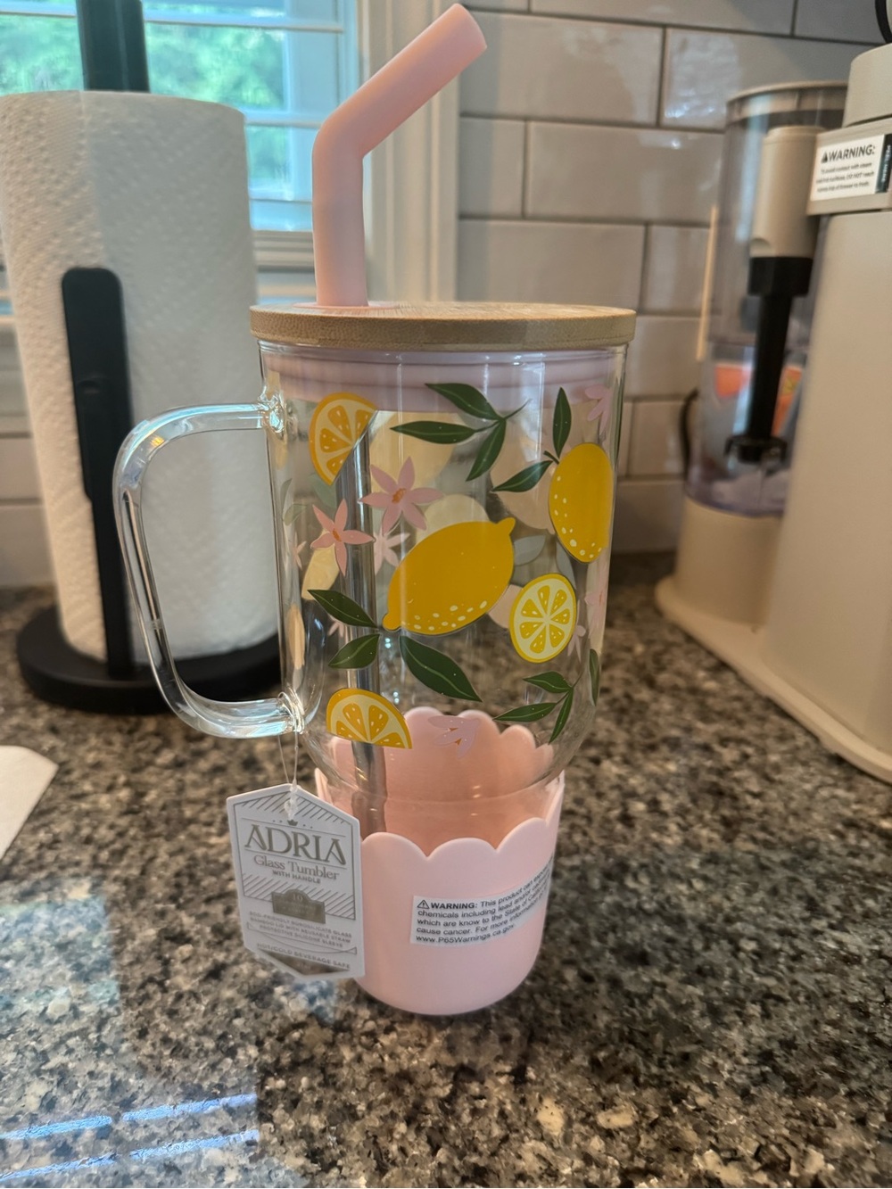 BRAND NEW WITH TAGS* VIRAL 10 Strawberry Street Adria Lemon Print Glass Tumbler